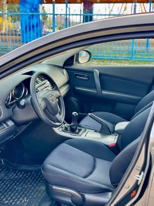 🇯🇵 Mazda 6
💰Цена: 980 000р
🏢Город: мариуполь
📅Год выпуска: 2011
🧾Пробег: 107 701км.
⚙️Двигатель: 1.8
⛽Топливо: бензин
⚙️Кпп: механика
📞Телефон:
+7-949-727-41-51
+7-989-263-55-56
+7-949-551-91-52
💾 Описание:
✅ Оригинальный пробег
✅ Отличное состояние
✅ Южная эксплуатация
✅ Заводская краска
✅ Шикарная комплектация
🛞 Новая летная резина
Улица шевченко 2️⃣6️⃣9️⃣
➕Автомобиль с пройденным техническим осмотром и готов к переоформлению.
🏦 Возможна продажа в кредит по двум документам. - фотография - 9