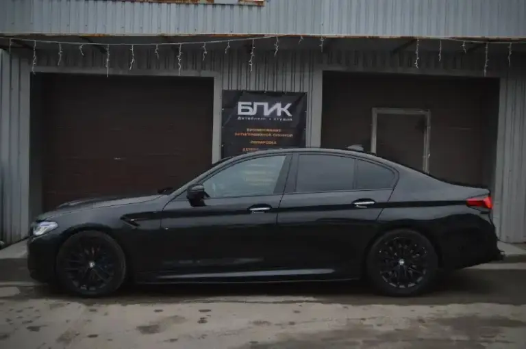 Срочная продажа bmw 5 g30 530d xdrive переодета в м5ф90 комплектация м sport pro: m тормоза м подвеска сидения с вентиляцией задние сидения с подогревом черный потолок кожа наппа память сидений парктроники камера заднего вида ассистент парковки 3 ключа один из них смарт, в комплекте 18 оригинальные диски на хорошей зимней резине. По автомобилю были два дтп одно по морде, одно по задней части, оба дтп без изменения геометрии кузова, подушки целые, есть вторичный окрас (передние крылья и капот так как она переодета, и заднее левое крыло частично и край крышки багажника) рассмотрю варианты обмена. В машине работает каждая кнопочка и функция. Цена:3.500.000 телефон : +79496177917
📞 Звоните: +7(949)6177917 - фотография - 4