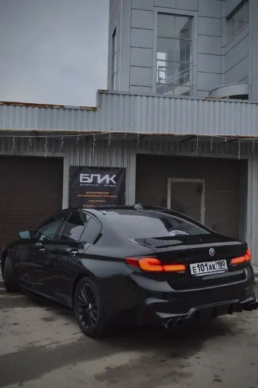 Срочная продажа bmw 5 g30 530d xdrive переодета в м5ф90 комплектация м sport pro: m тормоза м подвеска сидения с вентиляцией задние сидения с подогревом черный потолок кожа наппа память сидений парктроники камера заднего вида ассистент парковки 3 ключа один из них смарт, в комплекте 18 оригинальные диски на хорошей зимней резине. По автомобилю были два дтп одно по морде, одно по задней части, оба дтп без изменения геометрии кузова, подушки целые, есть вторичный окрас (передние крылья и капот так как она переодета, и заднее левое крыло частично и край крышки багажника) рассмотрю варианты обмена. В машине работает каждая кнопочка и функция. Цена:3.500.000 телефон : +79496177917
📞 Звоните: +7(949)6177917 - фотография - 5