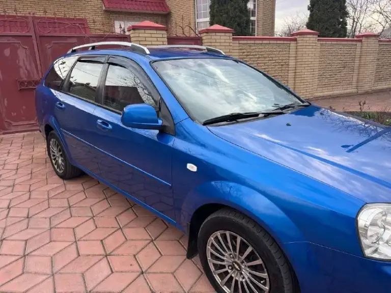Продам авто
🚘Chevrolet lacetti🚘
Год выпуска 2010 мотор 1,6
В идеальном состоянии❗️
Машина без дтп❗️
В родном окрасе, без гнили и ржавчины❗️
🔹Автотека зеленая ❗️
🔹Птс оригинал, 2 владельца ❗️
🔹Документы в полном порядке!
🔹Установлен газ-пропан❗️
🔹Резина 2 комплекта (зима на штамповках r15 лето на литых дисках r15)
*Abs
*Кондиционер
* Гидроусилитель руля
•Электростеклоподьемники
•Электропривод зеркал
•Подушки безопасности
•Сигнализация -2 ключа
•Аудиосистема 4 колонки магнитофон
Мотор, коробка ходовая в отличном состоянии, не требует никаких вложений!
💰💵Цена 610.тыс руб
☎️+7949-864-30-45
☎️+7949-899-78-42
Осмотр г харцызск - фотография - 4