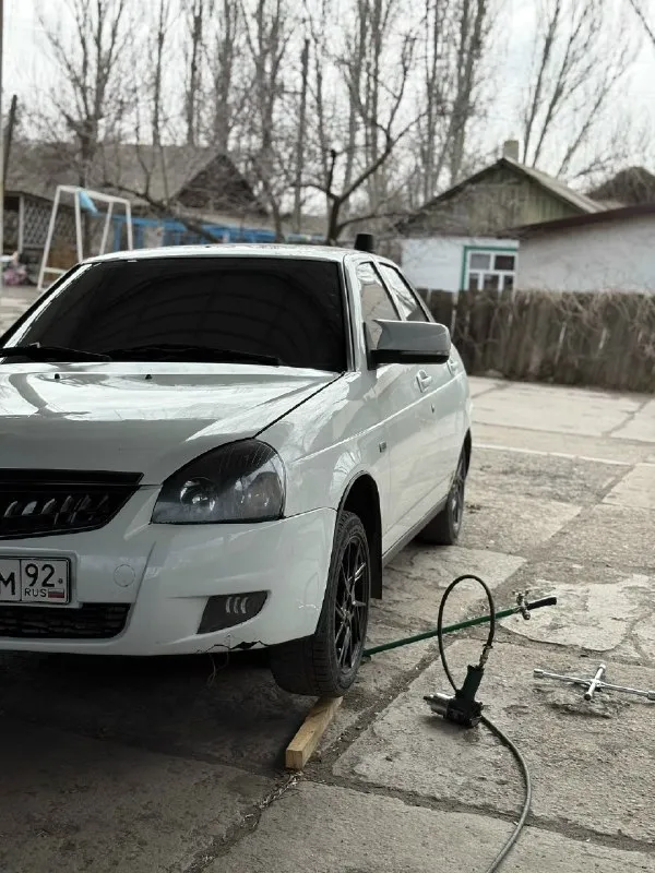 Продам ваз приору 2011 года мотор 1.6 v16 кпп 5 едет очень хорошо r15 диски подцветка салона прошивка, отстрелы коробка не хрустит не выбивает обслуженная есть маленькие нюанс на правой двери выхлоп стингер вся трасса цена 320 торг осмотр г. Шахтерск +79494197420
📞 Звоните: +7(949)4197420 - фотография - 7