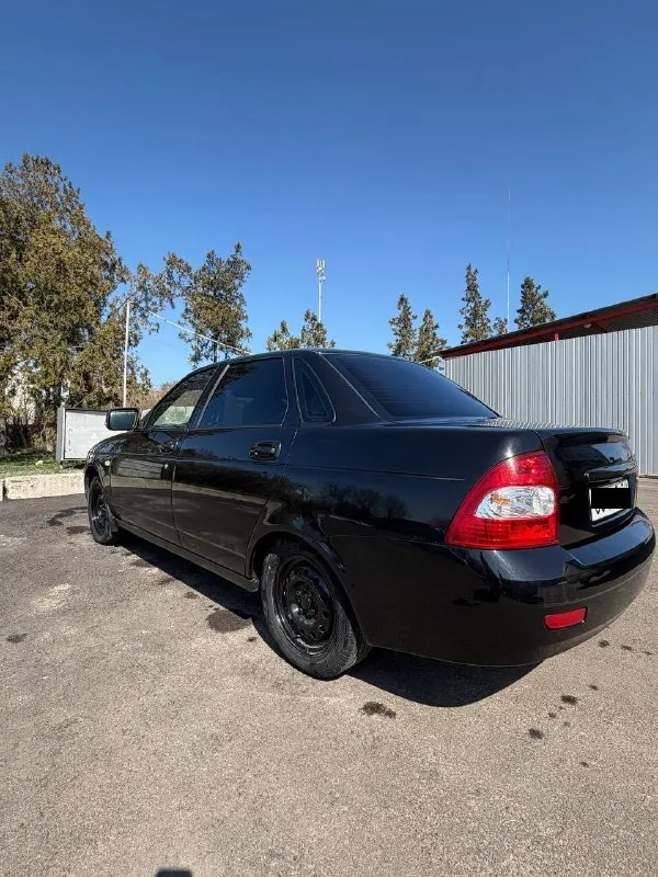 Продам ваз priora, 1.6 мт, 2008 года выпуска.
Машина в хорошем состоянии, мотор с выемками (клапана не погнет), салон ухоженный. В машине все работает.
Пробег 268 тыс. (родной). Приезжайте смотрите, машина как на фото.
Цена 350 тысяч.
На любые вопросы отвечу по телефону: +7 (959) 040-90-82, луганск.
📞 Звоните: +7(959)0409082 - фотография - 4