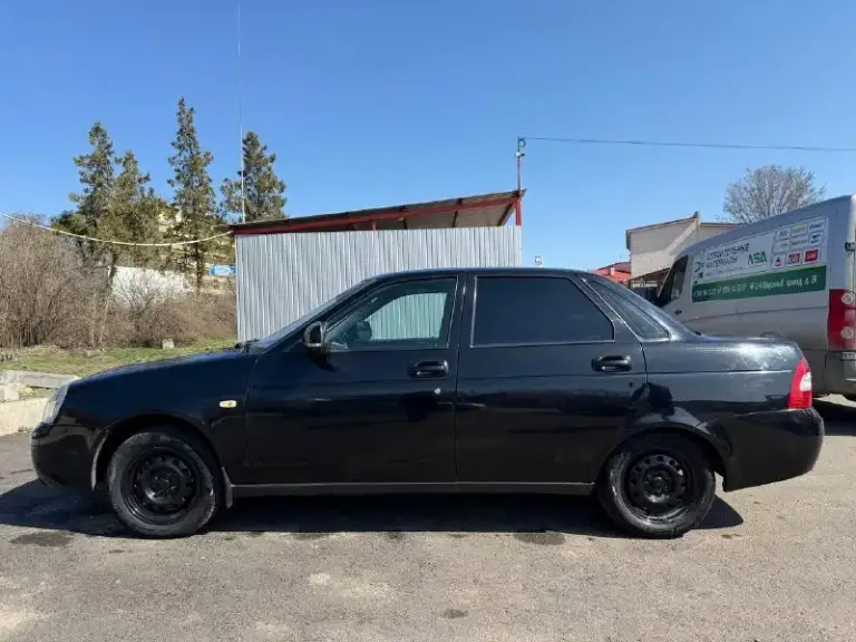Продам ваз priora, 1.6 мт, 2008 года выпуска.
Машина в хорошем состоянии, мотор с выемками (клапана не погнет), салон ухоженный. В машине все работает.
Пробег 268 тыс. (родной). Приезжайте смотрите, машина как на фото.
Цена 350 тысяч.
На любые вопросы отвечу по телефону: +7 (959) 040-90-82, луганск.
📞 Звоните: +7(959)0409082 - фотография - 8