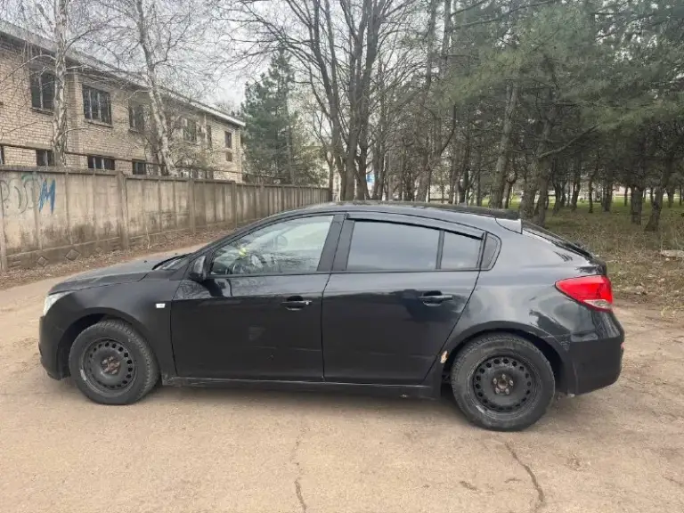 Продам шевроле круз 1,6
Коробка - автомат
2012 Года выпуска
244 000 Пробега, на 200 000 делалась капиталка акпп, на 230 000 замена масла в в аккп
Двигатель без нареканий, своевременная замена масла каждые 6 тысяч
4 Хозяина
Лкп требует внимания
Цена 400 000 рублей
По всем вопросам +79490931994 - фотография - 2