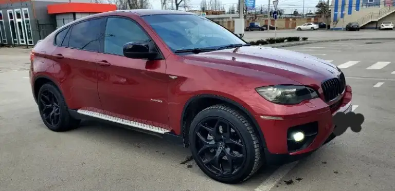 Легендарный bmw x6 в безупречном состоянии! 🔥
​Продаю свой автомобиль, который дарит эмоции каждый день. Настоящий «икс» в заводском m-пакете. Машина для тех, кто ищет живой экземпляр, а не «дрова».
​✅ Основные параметры:
​Год выпуска: 2009
​Двигатель: 3.0 л (306 л. С. ) — идеальное сочетание динамики и налога.
​Пробег: 190.000 км (родной, по состоянию видно).
​Владельцы: 3 по птс.
​Состояние машины — идеальное. Полностью обслужена «от и до», никаких вложений не требует. Мотор сухой, работает ровно, коробка переключает плавно. Салон чистый, не прокуренный. Внешне выглядит очень дерзко благодаря м-пакету.
​💰 Цена: 1500. 000 руб. Реальному покупателю торг💸
📍 Осмотр: г. Донецк
📞 Связь: +7(949)003-60-29 интересует обмен с вашей доплатой хлам не предлагать - фотография - 1