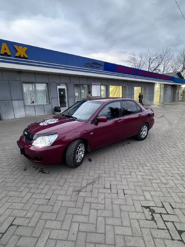 Продам mitsubishi lancer 9 на автомате
Я хозяин, продавать буду я
Продажа с полным переоформлением
1.6 (4G18)
Акпп (aisin) все передачи щелкает, не пинается
Стоит вебаста(понятия не имею как ей пользоваться)
Установлено гбо
Сигнализация с автозапуском
4Эсп
Обогрев зеркал заднего вида
Регулировка зеркал заднего вида
Кондиционер
Подогрев передних сидений
Регулировка по высоте водительского сиденья
Много чего сделано по машине
Заливал только дорогое масло
Полный список проделанных работ по машине расскажу по телефону или скину в лс
Только продажа, обмен даже не предлагать
Машина находится в ждановке-енакиево
Часто катаюсь по всей республике лднр
Возможно даже приеду на смотрины
С продажей не спешу
Больше фото в лс
Звоните в любое время
Номер телефона +79498559136
Цена 450 тысяч - фотография - 4