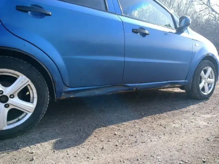 Автор: продам chevrolet авео 2007 года, с пробегом 300 тыс. , комплектация хорошая гур, передние стеклоподъёмники, кондиционер ( требуется диагностика, он не работает), центральный замок, магнитола, два ключа, резина перед зима новая, задние лето на докат. Мотор капиталился год назад, коробка работает отлично, салон тоже в хорошем состоянии, есть вопросы по кузову, состояние кузова на тройку, требуют внимания пороги и правый стакан, дно хорошее, всё как мог изложил на фото. Смотреть макеевка - центр. Цена 280тыс. Руб. +79493293801.. !!!наш телеграм канал [ бесплатное размещение за репост!!! Правила сообщества [ мы в мах [ [
📞 Звоните: +7(949)3293801 - фотография - 4