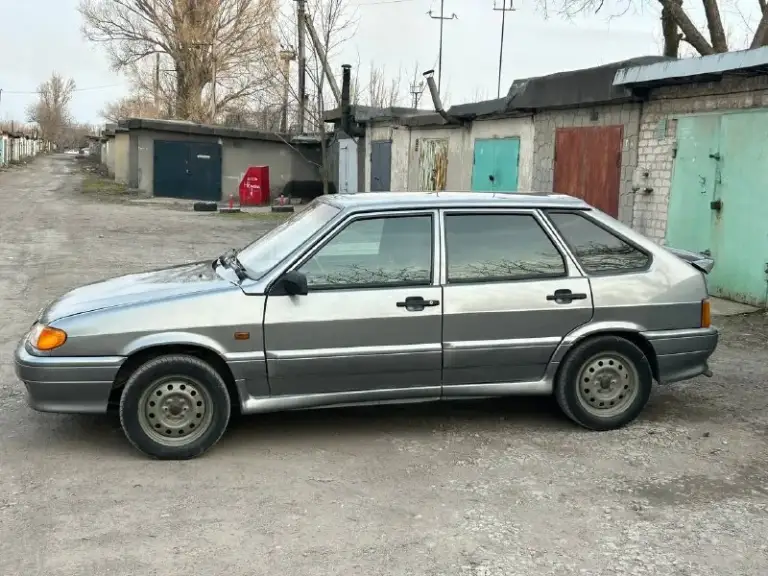 Срочно ‼️
Продам ваз samara 2114
Год выпуска 2008
По документам полный порядок без штрафов и запретов
Описание: автомобиль. В отличном состояние без вложений. Сел поехал
Кузов. Без гнили дыр и рыжиков
Двигатель 8 клапанный работает часики не дымит масло не ест !
Коробка передач без хрустов и вылетов
Ходовая часть не стучит не гремит
Электрика вся работает.
Стаканы лонжероны в отличном состояние без сварки. Все заводские герметики на месте !
Автомобиль без дтп ✅
Дно пороги без дыр и гнили !
Комплектация с бортовой компьютером.
Салон чистый опрятный не прокуренный
Резина лето почти новая !
Все остальные вопросы
По телефону !
Цена авто 270 тысяч рублей реальному покупателю торг на месте ! По телефону не торгуюсь !
Номер для связи +79493717727
📞 Звоните: +7(949)3717727 - фотография - 7