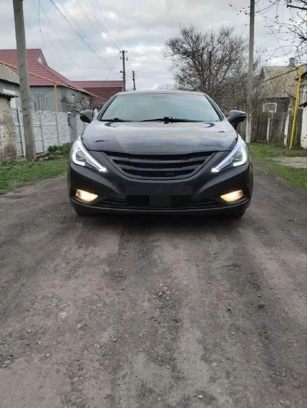 Продам хундай соната год 2011, мотор 2 литра, коробка автомат, пробег 307 тыс, состояние хорошее, цена 870000 торг срочно, после осмотра, , донецк кировский район
📞 Звоните: +7(949)3648867 - фотография - 1