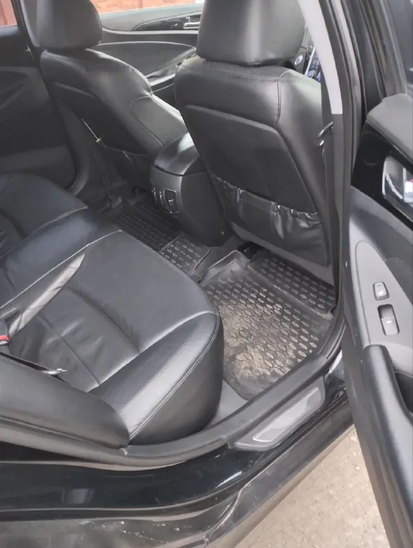 Продам хундай соната год 2011, мотор 2 литра, коробка автомат, пробег 307 тыс, состояние хорошее, цена 870000 торг срочно, после осмотра, , донецк кировский район
📞 Звоните: +7(949)3648867 - фотография - 7