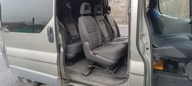 Продаётся renault traffic, 2.5 л 2008г. , 8+1
Пробег 421000 (заводской пассажирский минивэн) 2 сдвижные двери. 2 кондиционера
Автомобиль в очень хорошем состоянии, 20000 км назад вложено более 1млн. Р.
Надёжная работа всех систем: двигатель, коробка передач, тормоза — без нареканий.
Экономичный дизельный двигатель — низкие затраты на топливо.
Хорошая шумоизоляция и комфортная подвеска для дальних поездок.
Автомобиль полностью готов к работе.
Звоните, пишите — отвечу на все вопросы!
1850000Р
+79493328048 Артем
📲 Tg: @d_art_mak
📞 Звоните: +7(949)3328048 - фотография - 5