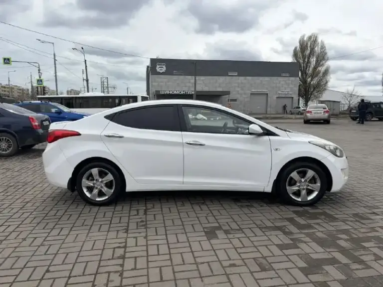Hyundai elantra 2012 avtomat
Пробег 234 тысячи.
Авто в хорошем состоянии
Без капитало вложений.
Мотор масло не расходует
Коробка не пиньется едет
Хорошо по кузову так же
В хорошем состоянии кондиционер работает
Цена 980 тысяч рублей
Телефон 89942988885
Находится в мариуполе - фотография - 6