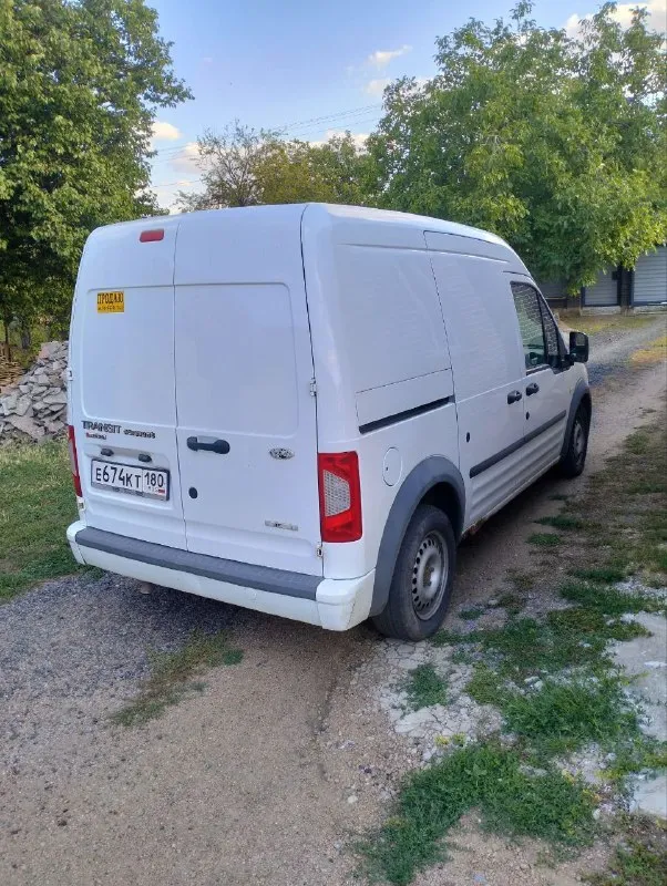 Продам ford transit connect, 2011 года выпуска, пробег 193000км. , дизель 1,8.цена 600 000руб. Все подробности по телефону +79493291363 - фотография - 3