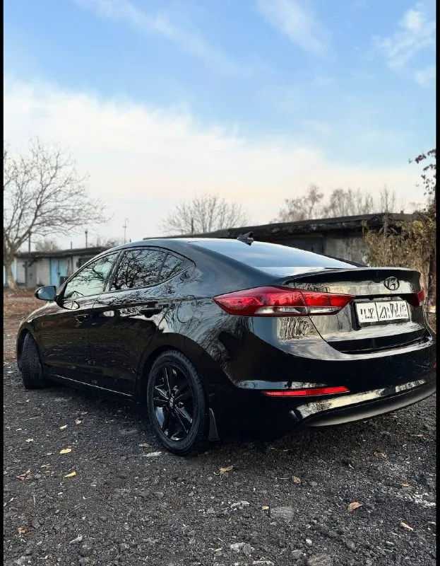 Hyundai elantra 2017
2 Литра, автомат, пробег: 98 т. М.
В идеальном как техническом так и внешне состоянии! Ничего делать не нужно сел и катайся!
Мультируль, круиз, камера, датчики давления в шинах.
Перетянут руль, свежи крашеные диски на новой резине!
В родном окрасе.
Полный пересвет.
Шумка: двери, капот.
Регулируемый выхлоп атм
И много чего еще, все вопросы по телефону +79493359273
Цена 1,6обмен не интересен - фотография - 3