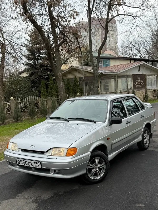 В продаже ваз 2115 2011 года выпуска

Автомобиль в отличном состоянии! 1 владелец. Автомобиль приобретался новым в автосалоне в донецке. Все сервисные книги есть. Два комплекта ключей. Два комплекта колёс на дисках. Родной пробег 142.000 км. Все стёкла включая лобовое родные!

По кузову авто полностью в родном окрасе! Присутствуют мелкие жизненные моменты, ничего критичного. Дно пороги арки стаканы всё полностью целое!

По технике полностью обслужена. Мотор и коробка работают идеально. Ходовая без нареканий, вся тихая. Стоит простая музыка. Также установлены led туманки.

По документам полный порядок

Осмотр донецк

Цена 320.000 ₽, торг реальному покупателю!

☎️ +7 (949) 628-72-17
📞 🇷🇺 Звоните: +79496287217 - фотография - 2