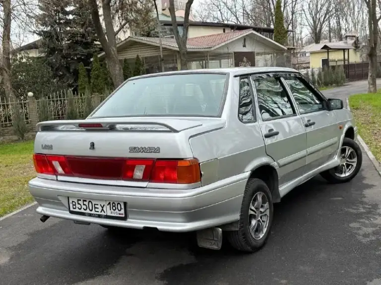 В продаже ваз 2115 2011 года выпуска

Автомобиль в отличном состоянии! 1 владелец. Автомобиль приобретался новым в автосалоне в донецке. Все сервисные книги есть. Два комплекта ключей. Два комплекта колёс на дисках. Родной пробег 142.000 км. Все стёкла включая лобовое родные!

По кузову авто полностью в родном окрасе! Присутствуют мелкие жизненные моменты, ничего критичного. Дно пороги арки стаканы всё полностью целое!

По технике полностью обслужена. Мотор и коробка работают идеально. Ходовая без нареканий, вся тихая. Стоит простая музыка. Также установлены led туманки.

По документам полный порядок

Осмотр донецк

Цена 320.000 ₽, торг реальному покупателю!

☎️ +7 (949) 628-72-17
📞 🇷🇺 Звоните: +79496287217 - фотография - 5