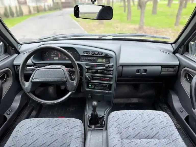 В продаже ваз 2115 2011 года выпуска

Автомобиль в отличном состоянии! 1 владелец. Автомобиль приобретался новым в автосалоне в донецке. Все сервисные книги есть. Два комплекта ключей. Два комплекта колёс на дисках. Родной пробег 142.000 км. Все стёкла включая лобовое родные!

По кузову авто полностью в родном окрасе! Присутствуют мелкие жизненные моменты, ничего критичного. Дно пороги арки стаканы всё полностью целое!

По технике полностью обслужена. Мотор и коробка работают идеально. Ходовая без нареканий, вся тихая. Стоит простая музыка. Также установлены led туманки.

По документам полный порядок

Осмотр донецк

Цена 320.000 ₽, торг реальному покупателю!

☎️ +7 (949) 628-72-17
📞 🇷🇺 Звоните: +79496287217 - фотография - 6
