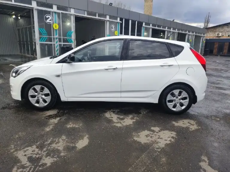 Hyundai solaris 2014
❗1 Хозяин❗
❗Птс оригинал❗
1.6 123Л. С
Родной пробег 224 тыс. Км
💵910Т. Руб
Машина в отличном состоянии, полностью обслужена, двигатель не дымит, масло не ест, катализатор удален, стоит правильная прошивка☝️, без рывков и пинков.
Кузов в заводской краске, без очагов коррозии, варить красить ничего не нужно, вмятин и царапин нет.
Abs, asr, esp, airbags, кондиционер, электропривод и подогрев зеркал, эсп, регулировка руля по высоте и вылету, аудиосистема, цз, 2 комплекта резины, андроид магнитола, задний парктроник, сигнализация с обратной связью.
Документы чистые, без штрафов, запретов, залогов и ограничений. Техосмотр пройден, диагностическая карта на руках. Переоформление в мрэо!
Донецк
+79493790571
📲 Tg: максим
📞 Звоните: +7(949)3790571 - фотография - 4