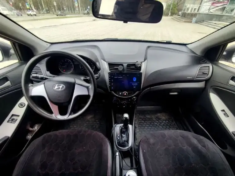 Hyundai solaris 2014
❗1 Хозяин❗
❗Птс оригинал❗
1.6 123Л. С
Родной пробег 224 тыс. Км
💵910Т. Руб
Машина в отличном состоянии, полностью обслужена, двигатель не дымит, масло не ест, катализатор удален, стоит правильная прошивка☝️, без рывков и пинков.
Кузов в заводской краске, без очагов коррозии, варить красить ничего не нужно, вмятин и царапин нет.
Abs, asr, esp, airbags, кондиционер, электропривод и подогрев зеркал, эсп, регулировка руля по высоте и вылету, аудиосистема, цз, 2 комплекта резины, андроид магнитола, задний парктроник, сигнализация с обратной связью.
Документы чистые, без штрафов, запретов, залогов и ограничений. Техосмотр пройден, диагностическая карта на руках. Переоформление в мрэо!
Донецк
+79493790571
📲 Tg: максим
📞 Звоните: +7(949)3790571 - фотография - 8