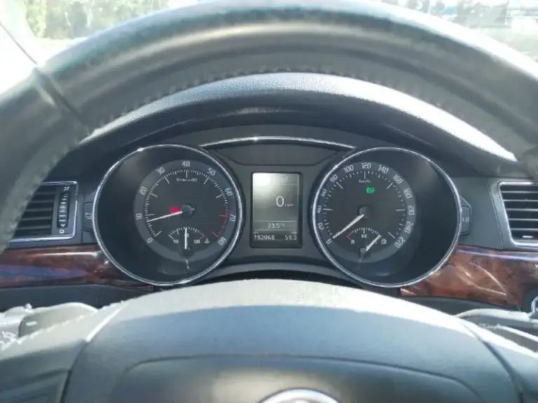 Продаю skoda суперб 2012 года.
2.0Л бензин, коробка дсг 6 ступенчатая с мокрым сцеплением. Сигнализация пандора с автозапуском. Второй комплект зимней резины. Видеорегистратор с задней камерой ксиоми. Техосмотр пройден. Автомобиль мой, на все вопросы отвечу и расскажу.
Цена 1 200 000 ₽. Макеевка.
Тел. +7 (949) 334-77-97, если нет связи пишите смс, перезвоню.
📞 Звоните: +7(949)3347797 - фотография - 4