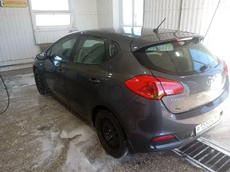 Продам kia сид 2015 год кпп механика 6ст пробег 193 000 комплектация: -подогрев руля -подогрев сидений -аудиосистема блютуз -передние эл. Стеклоподъёмники -эл зеркала с подогревом двигателя 1.6, расход по городу 7л машина в нормальном рабочем состоянии находится в донецке цена 870 тысяч +79498057721
📞 Звоните: +7(949)8057721 - фотография - 2
