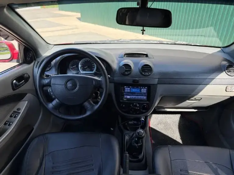 Продам chevrolet lacetti (хэтчбек).
Собственник, владею авто 3.5 года.
1.6 Мотор, 109 л. С. , механика, 2007 год, 228000 пробег.
Комплектация: гур, abs, кондиционер, 4 стеклоподъемника, центральный замок, подогрев боковых зеркал.
Доустановлены: сигнализация, доводчики всех стекол, диодные противотуманки, сенсорная магнитола, камера заднего вида, легкосплавные. Также перешит руль и рычаг кпп, салон в чехлах с первого дня владения, зашумлены капот и передние арки.
По технике нареканий нет. Все работает ровно, то проводилось вовремя (последнее то 222500, следующее на 230000), замена масла каждые 7-8 тыс. Заменено из основного: радиатор, лобовое стекло, передние амортизаторы в сборе, масло в коробке, в остальном по мелочи.
По кузову есть нюансы, нужно заниматься.
Цена – 400 000 без торга.
+7 949 429 59 98, Г. Донецк.
📞 Звоните: +7(949)4295998 - фотография - 6