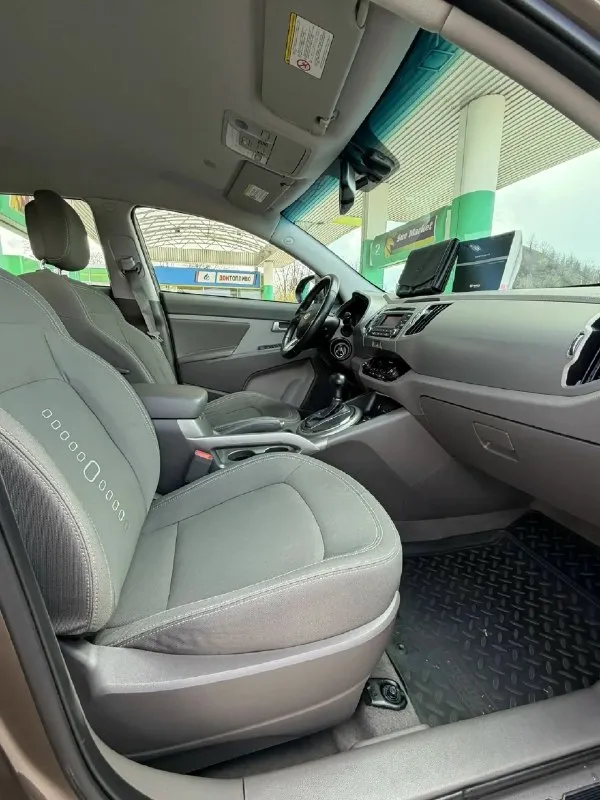 Kia sportage( kia спортэйдж) ✅️2012(149 км)родного💯 ✅️двигатель работает так, что его даже не слышно-идеал. ✅️коробка автомат-идеал. ✅️ходовая-идеал. ✅️абсолютно вся электрика работает, в штатном режиме. ✅️тех осмотр пройден(диагностическая карта на руках) ✅️🎁 🎁 🎁 ✅️без чехлов, без накидок и тд. . ✅️руль, ручка акпп-в родном исполнении, без всяких перетяжек👍 ✅️стёкла заводские, не разу даже не тонировались ✅️автотека отличная, родной пробег ✅️номера даже не скрыты🔥 ✅️переоформление без проблем, любой учет 180 или 181 ✅️макеевка, харцызск ✅️1.320 ✅️+79495387982
📞 Звоните: +7(949)5387982 - фотография - 8