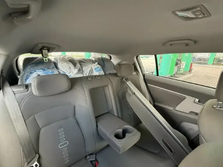 Kia sportage( kia спортэйдж) ✅️2012(149 км)родного💯 ✅️двигатель работает так, что его даже не слышно-идеал. ✅️коробка автомат-идеал. ✅️ходовая-идеал. ✅️абсолютно вся электрика работает, в штатном режиме. ✅️тех осмотр пройден(диагностическая карта на руках) ✅️🎁 🎁 🎁 ✅️без чехлов, без накидок и тд. . ✅️руль, ручка акпп-в родном исполнении, без всяких перетяжек👍 ✅️стёкла заводские, не разу даже не тонировались ✅️автотека отличная, родной пробег ✅️номера даже не скрыты🔥 ✅️переоформление без проблем, любой учет 180 или 181 ✅️макеевка, харцызск ✅️1.320 ✅️+79495387982
📞 Звоните: +7(949)5387982 - фотография - 9