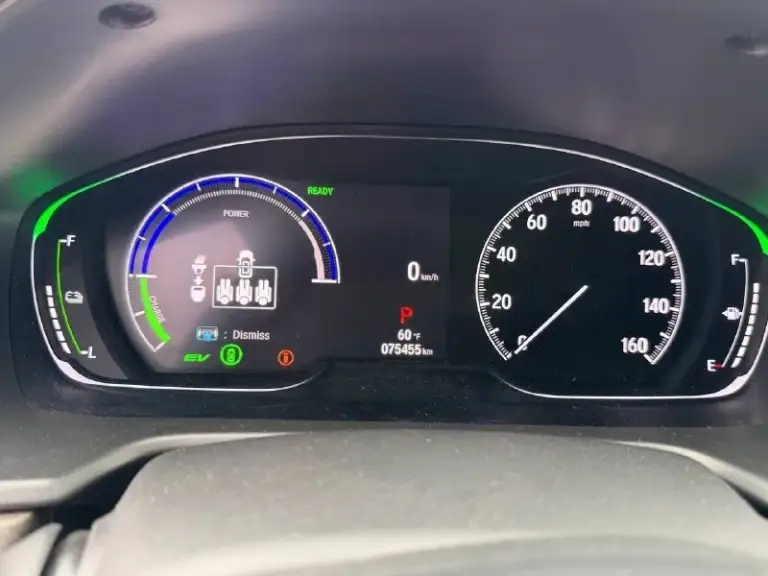 Honda accord hybrid touring

-Машина 2021г
-Объём двигателя: 2.0л
-Пробег :75.000км
-Тип двигателя: гибрид
-Коробка передач: автомат
-Привод: передний

-Люк
-Камера заднего вида
- Подогрев руля
-Подогрев боковых зеркал
- Подогрев/вентиляция сидений
- Цифровая панель приборов
- Датчик дождя
- Датчик света
- Активный круиз-контрол
- Датчики мёртвых зон
- Контроль пешеходов при движении задним ходом
-Беспроводная зарядка
-Электрорегулировка сидений
-Память сидений
-Проекция на лобовое стекло

Вин: 1hgcv3f99ma018844

💲Цена: 3.100.000руб.
☎Телефон: +7(949)326-93-73 - фотография - 5