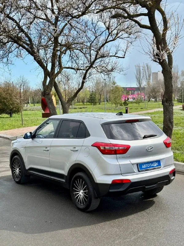 🗻 Hyundai creta

💰Цена: 1 750 000р
🏢Город: мариуполь
📅Год выпуска: 2019
🧾Пробег: 53 711 км.
⚙️Двигатель: 1.6
⛽Топливо: бензин
⚙️Кпп: механика 6ст.

📞 Телефон:

+7-949-727-41-51
+7-949-551-91-52
+7-989-263-55-56

💾 - фотография - 4