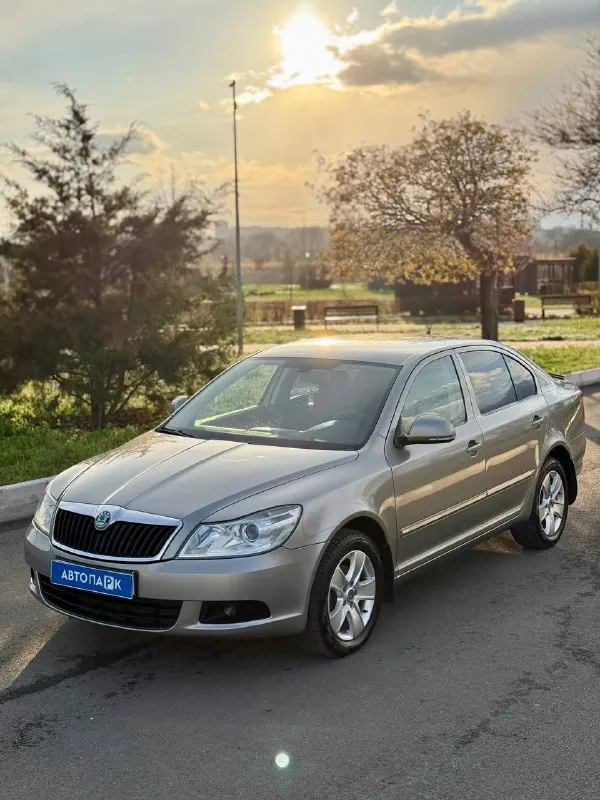 🇨🇿 Skoda octavia a5

💰Цена: 890 000р
🏢Город: мариуполь
📅Год выпуска: 2011
🧾Пробег: 202 668км.
⚙️Двигатель: 1.6
⛽Топливо: бензин
⚙️Кпп: механика

📞 Телефон:

+7-949-551-91-52
+7-949-727-41-51
+7-989-263-55-56

💾 Описание:

Продам легенду донбасских дорог -. .. Kground-image:url('//telegram. Org/img/emoji/40/e29c85.png')">✅ оцинкованный кузов лифтбек
✅ Ни намёка на коррозию
✅ Отличное состояние
Как внешне, так и технически

✅ Отличная комплектация:
Двух зонный климат-контроль, кожаный руль, линзы, подогрев передних сидений, электро-зеркала с подогревом, все электро стёкла, abs, airbag, гидроусилитель руля, бортовой компьютер, регулировка сидений водителя и пассажира по высоте, литые диски.

Улица шевченко 2️⃣6️⃣9️⃣

➕Автомобиль с пройденным техническим осмотром и готов к переоформлению.

🏦 Возможна продажа в кредит по двум документам. - фотография - 3