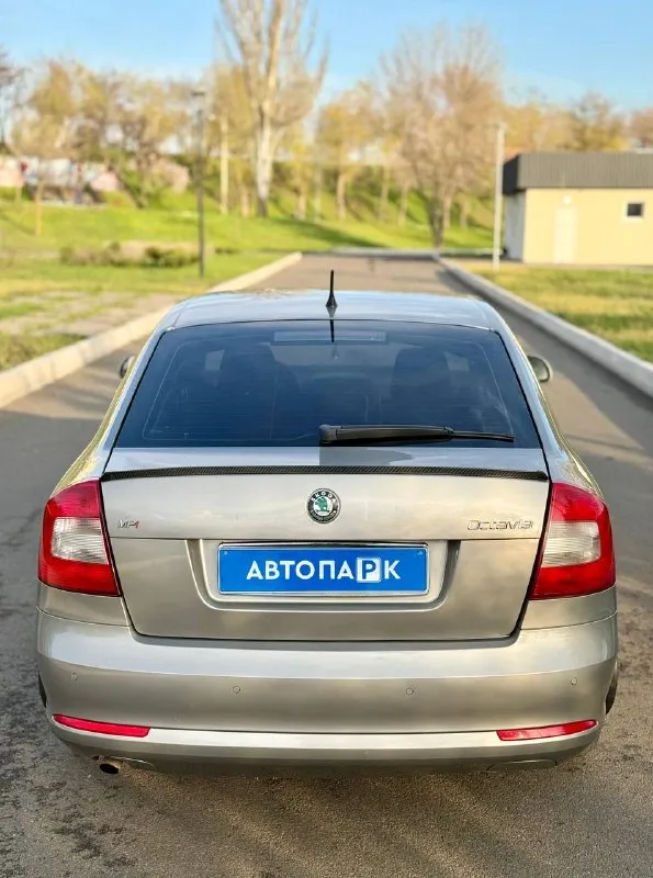 🇨🇿 Skoda octavia a5

💰Цена: 890 000р
🏢Город: мариуполь
📅Год выпуска: 2011
🧾Пробег: 202 668км.
⚙️Двигатель: 1.6
⛽Топливо: бензин
⚙️Кпп: механика

📞 Телефон:

+7-949-551-91-52
+7-949-727-41-51
+7-989-263-55-56

💾 Описание:

Продам легенду донбасских дорог -. .. Kground-image:url('//telegram. Org/img/emoji/40/e29c85.png')">✅ оцинкованный кузов лифтбек
✅ Ни намёка на коррозию
✅ Отличное состояние
Как внешне, так и технически

✅ Отличная комплектация:
Двух зонный климат-контроль, кожаный руль, линзы, подогрев передних сидений, электро-зеркала с подогревом, все электро стёкла, abs, airbag, гидроусилитель руля, бортовой компьютер, регулировка сидений водителя и пассажира по высоте, литые диски.

Улица шевченко 2️⃣6️⃣9️⃣

➕Автомобиль с пройденным техническим осмотром и готов к переоформлению.

🏦 Возможна продажа в кредит по двум документам. - фотография - 5