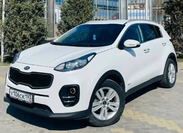 Kia sportege 2018 поколение iiii рейсталинг
Официальный дилерский автомобиль
Красивый удобный комфортабельный
Таких авто действительно единицы
Эксплуатация с 2018 года
Двигатель 2.0 бензин атмо
Коробка автоматическая
В оригинале в
Родном окрасе без дтп !!!
Стекла все родные включая лобовое редко !!!
В ближайшем времени не требует вложений !!!
Комфорт плюс комплектация,
Ухоженный салон достойный,
Датчики света, и дождя,
Подогревы всех сидений,
Подогрев зеркал и стекл,
Полный электропакет,
Большая мультимедиа,
Блютус громкая связь,
Камера заднего супер
Новые зимнее шины,
Два пульта два ключа,
Сервисные книжки,
Полное то масла фильтра,
И многое другое !
Цена за достойное авто 1855:000 ₽
Возможен кредит
Возможен обмен
С документами полный порядок,
Могу присутствовать в мрэо
Очень бережная эксплуатация
Автотека полностью
Зеленая без каких либо !
Кто заинтересован достойным автомобилем
Приезжайте смотрите покупайте г. Донецк
Звоните по телефону
+79493969855 Руслан - фотография - 1