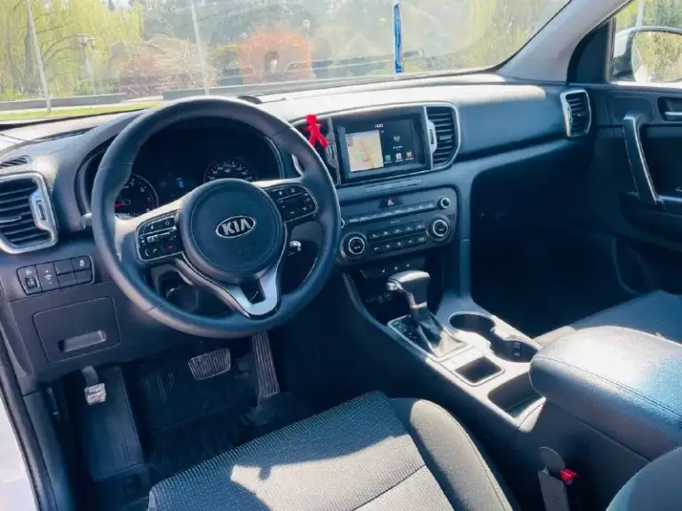 Kia sportege 2018 поколение iiii рейсталинг
Официальный дилерский автомобиль
Красивый удобный комфортабельный
Таких авто действительно единицы
Эксплуатация с 2018 года
Двигатель 2.0 бензин атмо
Коробка автоматическая
В оригинале в
Родном окрасе без дтп !!!
Стекла все родные включая лобовое редко !!!
В ближайшем времени не требует вложений !!!
Комфорт плюс комплектация,
Ухоженный салон достойный,
Датчики света, и дождя,
Подогревы всех сидений,
Подогрев зеркал и стекл,
Полный электропакет,
Большая мультимедиа,
Блютус громкая связь,
Камера заднего супер
Новые зимнее шины,
Два пульта два ключа,
Сервисные книжки,
Полное то масла фильтра,
И многое другое !
Цена за достойное авто 1855:000 ₽
Возможен кредит
Возможен обмен
С документами полный порядок,
Могу присутствовать в мрэо
Очень бережная эксплуатация
Автотека полностью
Зеленая без каких либо !
Кто заинтересован достойным автомобилем
Приезжайте смотрите покупайте г. Донецк
Звоните по телефону
+79493969855 Руслан - фотография - 5