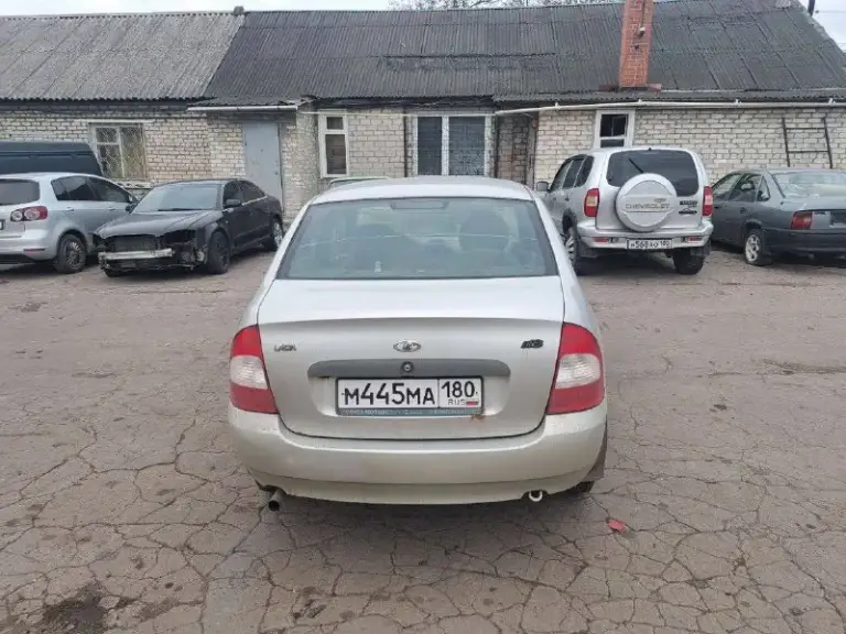 Калина 7 год 1.5 8 клоп на ровных доках местная машина куплена с салона один хоз цена 140 с учетом недостатков
+79494660795 - фотография - 4