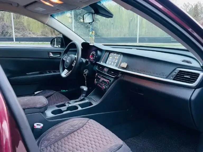 *** Kia optima restaling ***
2019 Год бензин 2.4 автомат
Автомобиль в хорошем состоянии !
С пред максимальной комплектацией
Есть все для комфортного вождения !
Парктроник передние задние,
Подогрев сидений передних и задних,
Камера заднего вида,
Монитор с многими функциями,
Климат - контроль,
Круиз- контроль,
Мульти руль,
Авто свет лед,
Датчик дождя,
Датчик света,
Дистроник удерживание полосы
Слепые зоны и многое другое
С документами полный порядок!
Переоформление в мрэо 🇷🇺
Диагностическая карта есть
Тех осмотр не нужен !!!!!
Цена 1,895₽ тыс рублей
Все вопросы по телефону +7949 396 98 55
Телеграмма макс также есть на этом номере!!!
📞 🇷🇺 Звоните: +79493969855 - фотография - 9