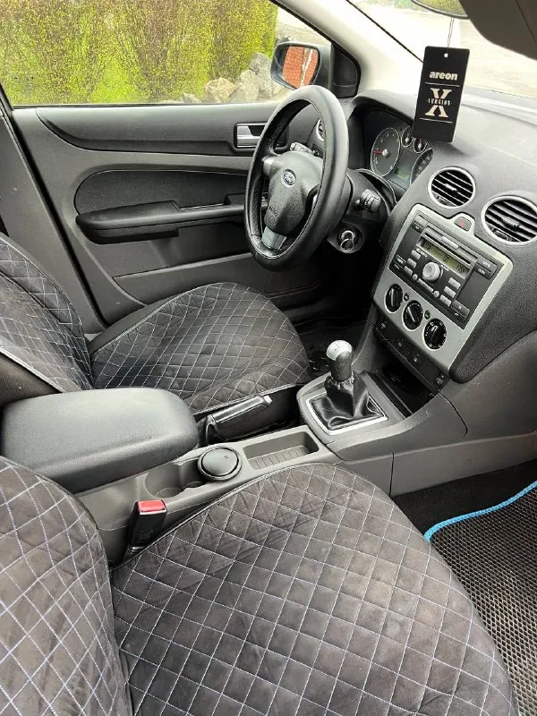 Продам ford focus 2
2006 Года
Пробег: 170т
Двигатель 1.8 бензин едет бодро, масло не ест, работает тихо и ровно! По ходовой вложений не требует все делалось вовремя, ничего не стучит и не гремит, снизу машины все сухое никаких подтеков масла и тд!
По кузову вся в родной краске без дтп, все силовые части родные!
Лобовое без трещин! Днище и пороги в очень хорошем состоянии, без гнили и коррозии! В автомобиле работает каждая кнопка, салон чистый не затертый, комплектация комфорт: подогрев сидений, зеркал, лобового, бортовик, противотуманки, эл. Зеркала, литые диски, на свежей летней резине мишлен, за все время было 3 владельца
По автомобилю делать ничего ненужно сел и поехал масло в двигателе заменено 1500км назад
Документы чистые без штрафов и запретов
Торг есть
Цена: 550000
Автомобиль в мариуполе
+79496463727 - фотография - 10