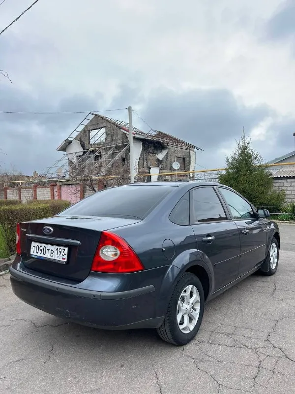 Продам ford focus 2
2006 Года
Пробег: 170т
Двигатель 1.8 бензин едет бодро, масло не ест, работает тихо и ровно! По ходовой вложений не требует все делалось вовремя, ничего не стучит и не гремит, снизу машины все сухое никаких подтеков масла и тд!
По кузову вся в родной краске без дтп, все силовые части родные!
Лобовое без трещин! Днище и пороги в очень хорошем состоянии, без гнили и коррозии! В автомобиле работает каждая кнопка, салон чистый не затертый, комплектация комфорт: подогрев сидений, зеркал, лобового, бортовик, противотуманки, эл. Зеркала, литые диски, на свежей летней резине мишлен, за все время было 3 владельца
По автомобилю делать ничего ненужно сел и поехал масло в двигателе заменено 1500км назад
Документы чистые без штрафов и запретов
Торг есть
Цена: 550000
Автомобиль в мариуполе
+79496463727 - фотография - 4