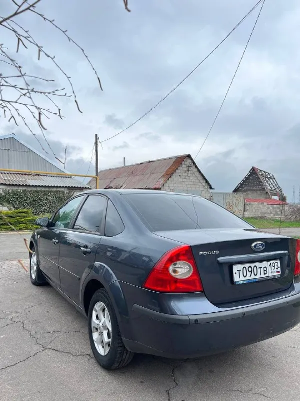 Продам ford focus 2
2006 Года
Пробег: 170т
Двигатель 1.8 бензин едет бодро, масло не ест, работает тихо и ровно! По ходовой вложений не требует все делалось вовремя, ничего не стучит и не гремит, снизу машины все сухое никаких подтеков масла и тд!
По кузову вся в родной краске без дтп, все силовые части родные!
Лобовое без трещин! Днище и пороги в очень хорошем состоянии, без гнили и коррозии! В автомобиле работает каждая кнопка, салон чистый не затертый, комплектация комфорт: подогрев сидений, зеркал, лобового, бортовик, противотуманки, эл. Зеркала, литые диски, на свежей летней резине мишлен, за все время было 3 владельца
По автомобилю делать ничего ненужно сел и поехал масло в двигателе заменено 1500км назад
Документы чистые без штрафов и запретов
Торг есть
Цена: 550000
Автомобиль в мариуполе
+79496463727 - фотография - 5