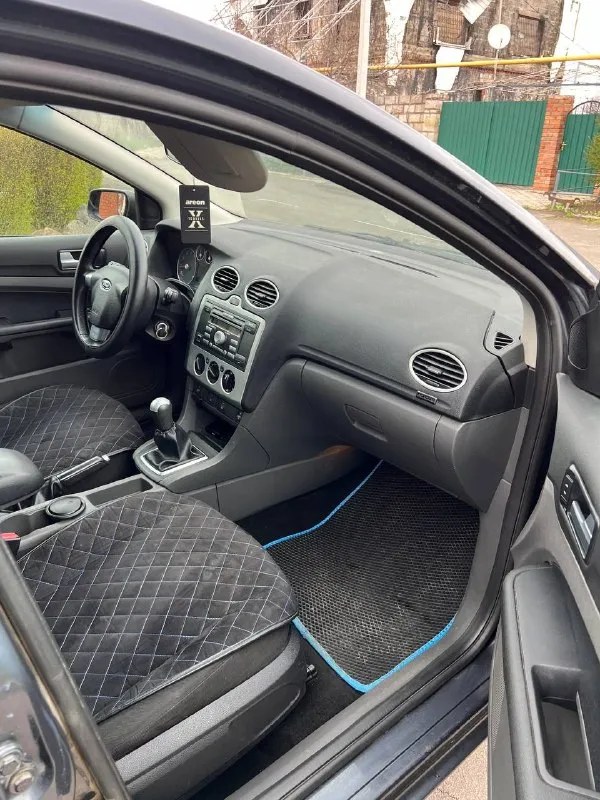 Продам ford focus 2
2006 Года
Пробег: 170т
Двигатель 1.8 бензин едет бодро, масло не ест, работает тихо и ровно! По ходовой вложений не требует все делалось вовремя, ничего не стучит и не гремит, снизу машины все сухое никаких подтеков масла и тд!
По кузову вся в родной краске без дтп, все силовые части родные!
Лобовое без трещин! Днище и пороги в очень хорошем состоянии, без гнили и коррозии! В автомобиле работает каждая кнопка, салон чистый не затертый, комплектация комфорт: подогрев сидений, зеркал, лобового, бортовик, противотуманки, эл. Зеркала, литые диски, на свежей летней резине мишлен, за все время было 3 владельца
По автомобилю делать ничего ненужно сел и поехал масло в двигателе заменено 1500км назад
Документы чистые без штрафов и запретов
Торг есть
Цена: 550000
Автомобиль в мариуполе
+79496463727 - фотография - 9