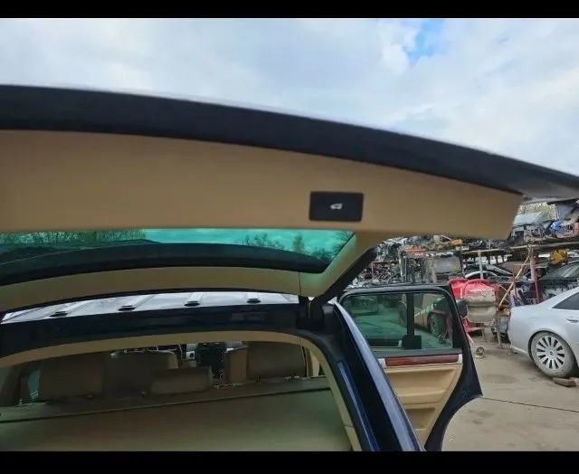 Срочно продам !!! Volkswagen touareg рестайлинг!!! 2008 год двигатель bar 4.2 акпп jxs 6 ступка работает ровно без пинков!!! Пневмоподвеска. Работает!!!! Адаптивная оптика активная рулевая рейка снят с учета! Запретов нет! Цена 950.000 тысяч рублей тел +79497348341 сергей
📞 Звоните: +7(949)7348341 - фотография - 6