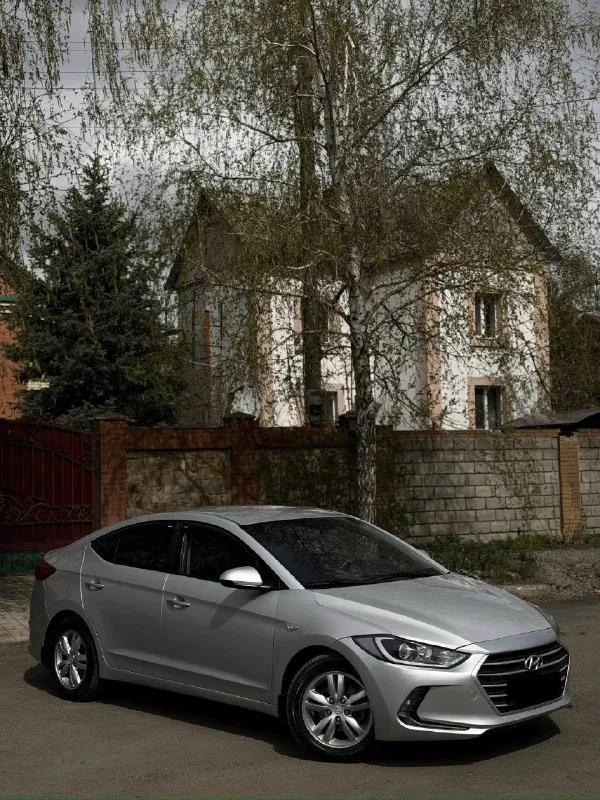 🔥 Hyundai elantra 2018 — современный, экономичный и комфортный седан!
Двигатель 1.6, бензин — работает ровно и стабильно: не дымит, масло не расходует, уверенно тянет и при этом радует экономичностью.
— Чистокровный автомат, переключает плавно и мягко.
Ходовка без шумов
💎 Салон ухоженный и аккуратный
🚘 Автомобиль полностью обслужен и готов к эксплуатации
📍 Осмотр: донецк
🔄 Возможен обмен
💳 Возможна продажа в кредит
💰 Цена: 1 120 000 ₽ (торг быстрым)
☎️ +7 949 742 53-98
☎️ +7 949 453-80-40
📞 Звоните: +7(949)7425398 - фотография - 2