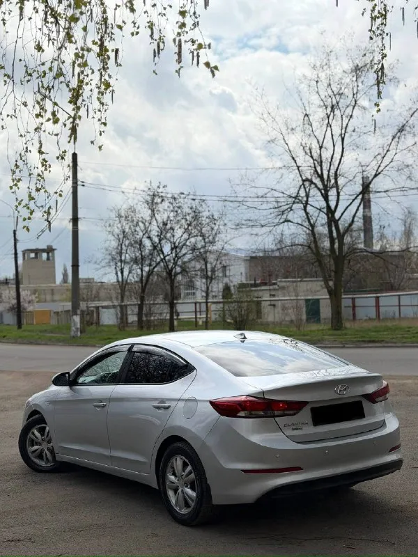 🔥 Hyundai elantra 2018 — современный, экономичный и комфортный седан!
Двигатель 1.6, бензин — работает ровно и стабильно: не дымит, масло не расходует, уверенно тянет и при этом радует экономичностью.
— Чистокровный автомат, переключает плавно и мягко.
Ходовка без шумов
💎 Салон ухоженный и аккуратный
🚘 Автомобиль полностью обслужен и готов к эксплуатации
📍 Осмотр: донецк
🔄 Возможен обмен
💳 Возможна продажа в кредит
💰 Цена: 1 120 000 ₽ (торг быстрым)
☎️ +7 949 742 53-98
☎️ +7 949 453-80-40
📞 Звоните: +7(949)7425398 - фотография - 6