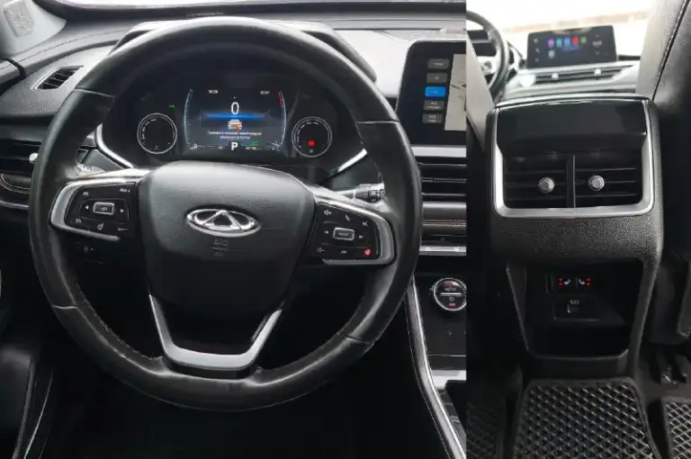 Продам chery tiggo 8 pro
2021Г.
Двигатель 2l турбо бензин (170л. С. )
Автоматическая коробка передач
7 Мест.
Техосмотр пройден (диагностическая карта в наличии)

☎ +7949-634-22-65

Автомобиль в отличном состоянии!
Кузов без гнили и ржавчины. Стекла родные. Двигатель, коробка, техника, электрика все работает отлично, без вложений и проблем.
Обслуживался всегда у дилера.
Установленны все последние обновления.
Чистый опрятный салон.

Комплектация: передние, задние и боковые подушки безопасности, 7 полноценных мест (три ряда сидений), кожаный салон, четырех зонный климат контроль, без ключевой доступ, сигнализация, штатная сенсорная мультимедиа, камеры 360° с 3d проекцией окружения, полный электро пакет со складыванием зеркал, круиз контроль, мультируль, датчик света, датчик дождя, светодиодная оптика, подогрев руля и всех сидений, подогрев лобового, заднего стекла и зеркал, режимы езды, помощь при спуске, авто холд, авто ручник, ан
📞 🇷🇺 Звоните: +79496342265 - фотография - 10