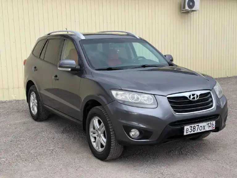 Hyundai santa fe
Год выпуска: 2011
Двигатель: бензин 2.4
Коробка: механика 6-ст
Пробег: 188.000км
✅2 Владельца за все время
✅Птс оригинал
✅Без дтп
✅Родной окрас за исключением одной детали (заднее левое крыло) косметический окрас была притертость не дтп!!!
✅Все стекла родные включая лобовое стекло
✅Салон на лакированном красивом дереве
✅Климат контроль 2-х зон
✅Подогрев сидений 2 режима
✅Мультируль
✅Штатная акустика с магнитолой
✅Обогрев лобового стекла
✅4 Эл стеклоподъемника
✅Эл регулировка зеркал

Автомобиль в идеальнейшем состоянии для своих лет, родной окрас за исключением заднего левого крыла(был косметический окрас)не дтп!!! Коробка 6-ст переключает отлично не выбивает не разболтана! Подвеска вся обслужена от а до я ничего делать не нужно! Расход 7-8л! Авто в редчайшем состоянии с южного края ставрополь где климат очень хороший поэтому нету ни гнили ни ржавчины, днище все целое не гнилое! Любые проверки с вашей стороны!!!

Цена 1.075.000 рублей
Торг у капота реальному клиенту!
+79495205833 Александр - фотография - 1
