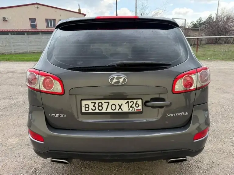 Hyundai santa fe
Год выпуска: 2011
Двигатель: бензин 2.4
Коробка: механика 6-ст
Пробег: 188.000км
✅2 Владельца за все время
✅Птс оригинал
✅Без дтп
✅Родной окрас за исключением одной детали (заднее левое крыло) косметический окрас была притертость не дтп!!!
✅Все стекла родные включая лобовое стекло
✅Салон на лакированном красивом дереве
✅Климат контроль 2-х зон
✅Подогрев сидений 2 режима
✅Мультируль
✅Штатная акустика с магнитолой
✅Обогрев лобового стекла
✅4 Эл стеклоподъемника
✅Эл регулировка зеркал

Автомобиль в идеальнейшем состоянии для своих лет, родной окрас за исключением заднего левого крыла(был косметический окрас)не дтп!!! Коробка 6-ст переключает отлично не выбивает не разболтана! Подвеска вся обслужена от а до я ничего делать не нужно! Расход 7-8л! Авто в редчайшем состоянии с южного края ставрополь где климат очень хороший поэтому нету ни гнили ни ржавчины, днище все целое не гнилое! Любые проверки с вашей стороны!!!

Цена 1.075.000 рублей
Торг у капота реальному клиенту!
+79495205833 Александр - фотография - 3