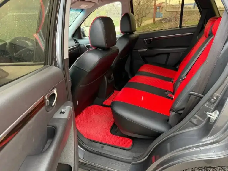 Hyundai santa fe
Год выпуска: 2011
Двигатель: бензин 2.4
Коробка: механика 6-ст
Пробег: 188.000км
✅2 Владельца за все время
✅Птс оригинал
✅Без дтп
✅Родной окрас за исключением одной детали (заднее левое крыло) косметический окрас была притертость не дтп!!!
✅Все стекла родные включая лобовое стекло
✅Салон на лакированном красивом дереве
✅Климат контроль 2-х зон
✅Подогрев сидений 2 режима
✅Мультируль
✅Штатная акустика с магнитолой
✅Обогрев лобового стекла
✅4 Эл стеклоподъемника
✅Эл регулировка зеркал

Автомобиль в идеальнейшем состоянии для своих лет, родной окрас за исключением заднего левого крыла(был косметический окрас)не дтп!!! Коробка 6-ст переключает отлично не выбивает не разболтана! Подвеска вся обслужена от а до я ничего делать не нужно! Расход 7-8л! Авто в редчайшем состоянии с южного края ставрополь где климат очень хороший поэтому нету ни гнили ни ржавчины, днище все целое не гнилое! Любые проверки с вашей стороны!!!

Цена 1.075.000 рублей
Торг у капота реальному клиенту!
+79495205833 Александр - фотография - 8