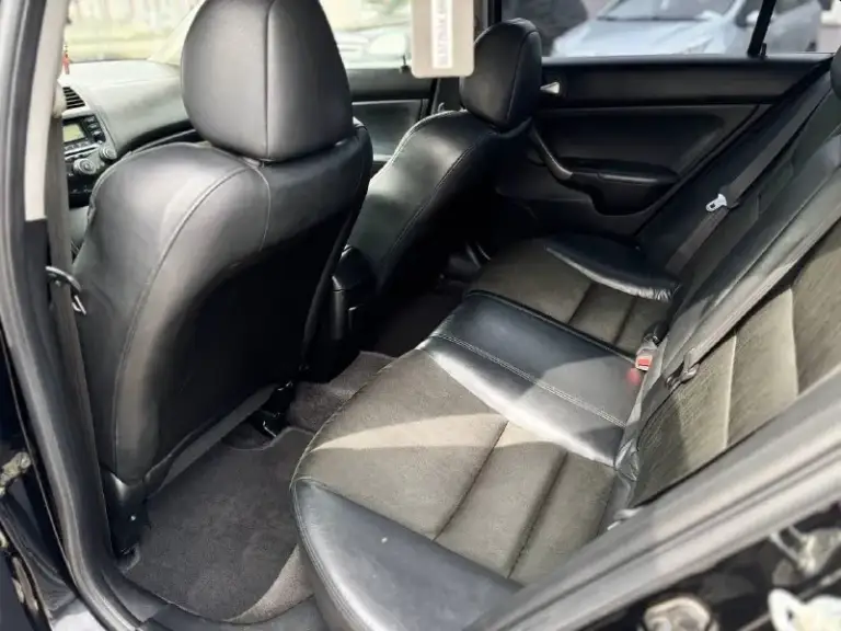🚘Марка honda accord
⛽️Топливо:бенз 2.0
🌎Пробег:297т км
🕹️Кпп автомат
🚗Седан
📆 Год:2006
💰970.Тысяч руб
Описание:
Местное авто 2 владельца авто в отличном состоянии.
Комплектация:
Климат контроль
4 Стеклоподъемника
Комбинированный салон кожа+алькантара
Круиз контроль

Продажа возможна :

Наличный расчет✅
Безнал✅
Кредит✅
Обмен -трейд ин✅
Звонки по номеру
☎️
+79495111156
Находимся по адресу 📍ул. Макара мазая 41
С 10 до18 - фотография - 6