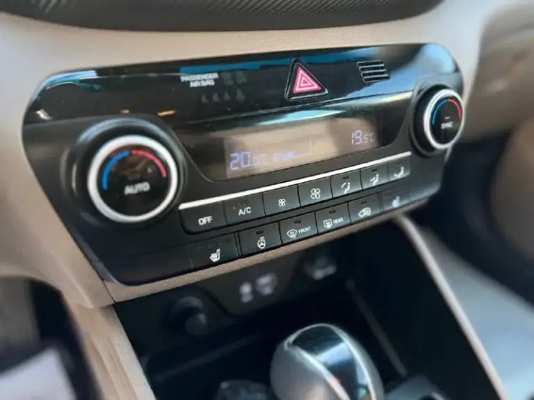 🚘Марка hyundai tuсson
⛽️Топливо:бензин
Обьем 2.0
🌎Пробег:154т км
🕹️Кпп автомат
🛞4Wd
📆 Год:2019
💰2.190.000.Тысяч руб

Комплектация:
Без ключевой доступ
Климат контроль
Удержание в полосе
Кнопка старт стоп
Эл. Стеклоподъемника
Мультимедиа

Один владелец!
Авто весь в родном окрасе!
Два комплекта колес зима, лето

Наличный расчет✅
Безнал✅
Кредит✅
Обмен -трейд ин✅
Звонки по номеру
☎️
+7949-511-11-56
Находимся по адресу 📍г. Мариуполь
Макара мазая 41
С 10 до18 - фотография - 10