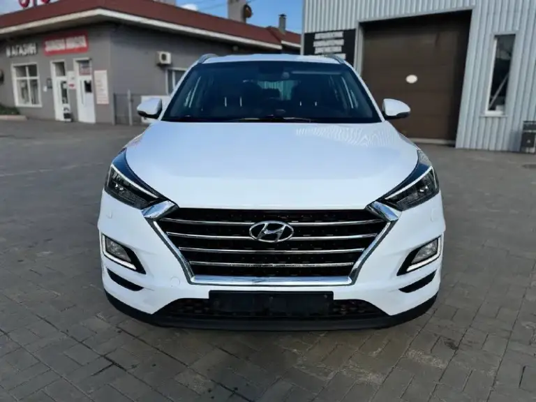🚘Марка hyundai tuсson
⛽️Топливо:бензин
Обьем 2.0
🌎Пробег:154т км
🕹️Кпп автомат
🛞4Wd
📆 Год:2019
💰2.190.000.Тысяч руб

Комплектация:
Без ключевой доступ
Климат контроль
Удержание в полосе
Кнопка старт стоп
Эл. Стеклоподъемника
Мультимедиа

Один владелец!
Авто весь в родном окрасе!
Два комплекта колес зима, лето

Наличный расчет✅
Безнал✅
Кредит✅
Обмен -трейд ин✅
Звонки по номеру
☎️
+7949-511-11-56
Находимся по адресу 📍г. Мариуполь
Макара мазая 41
С 10 до18 - фотография - 3